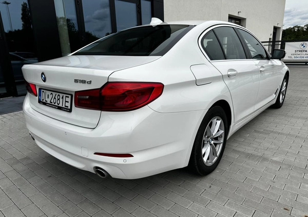 BMW Seria 5 cena 118000 przebieg: 84744, rok produkcji 2019 z Pilawa małe 277